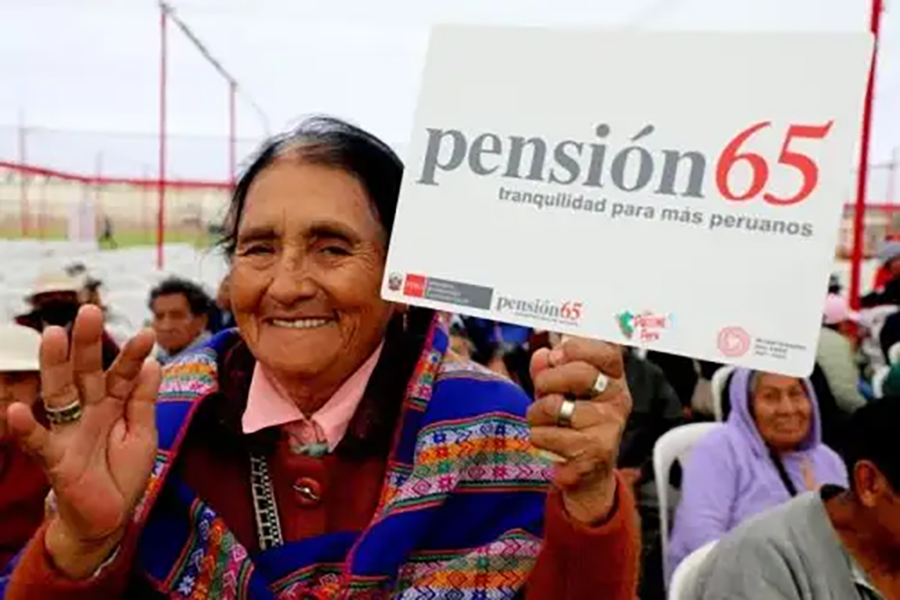 Keiko Fujimori anuncia política pública para proteger a adultos mayores